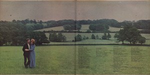 Shirley Collins and The Albion Country Band: No Roses (Pegasus PEG 7, inner sleeve)